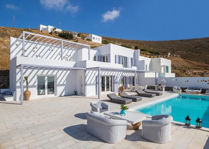 Semeli Syros By Divine Sa Villa Foinikas
