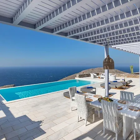 Semeli Syros By Divine Sa Finikas (Syros)