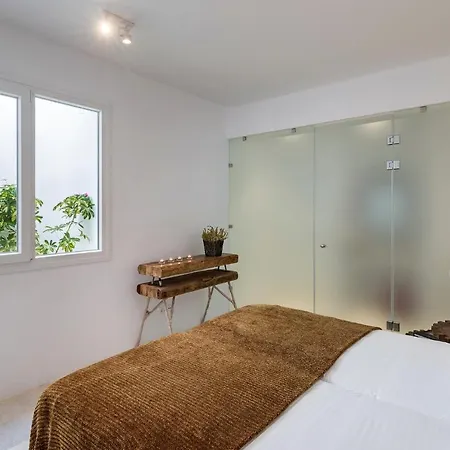 Semeli Syros By Divine Sa *